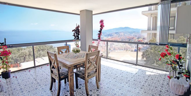 HER BALKONA HER MEKANA UYGUN!